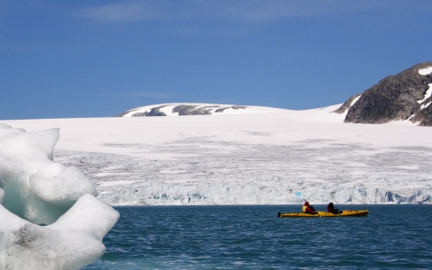 activity Kayak et randonnée sur glacier