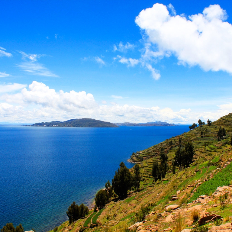 Naviguer sur le lac Titicaca